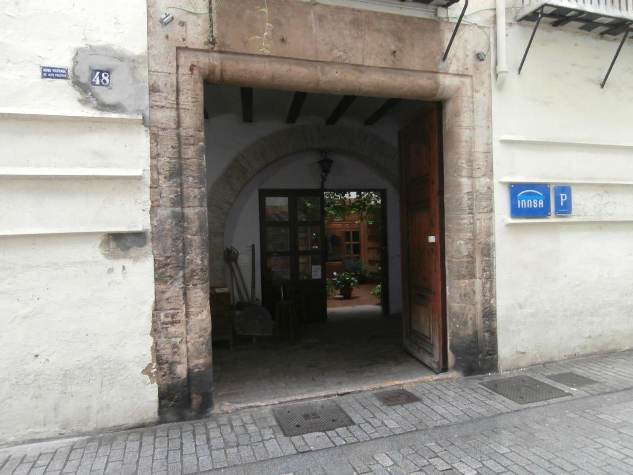 Innsa Valencia Luaran gambar